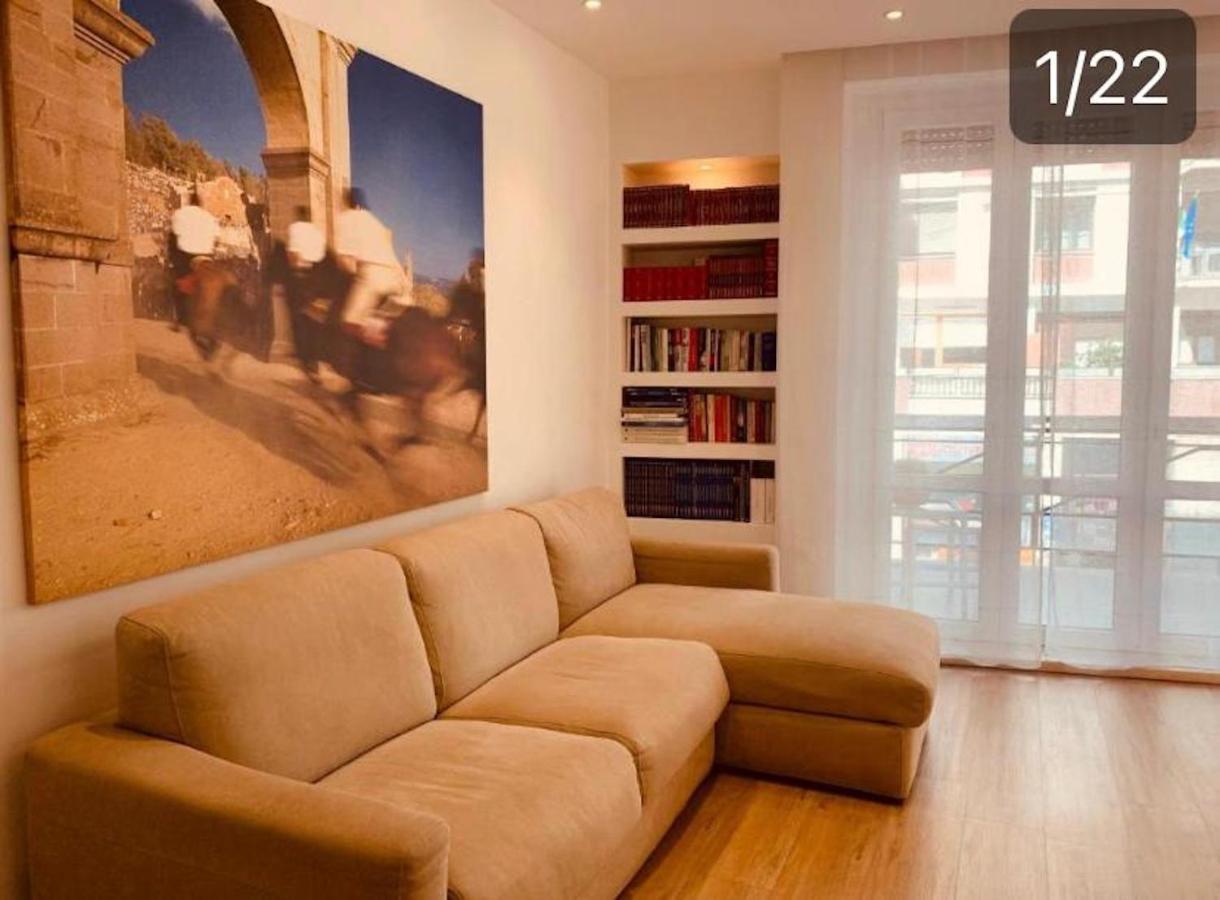 Vila Spacious House In The Heart Of Cagliari With Terrace Exteriér fotografie